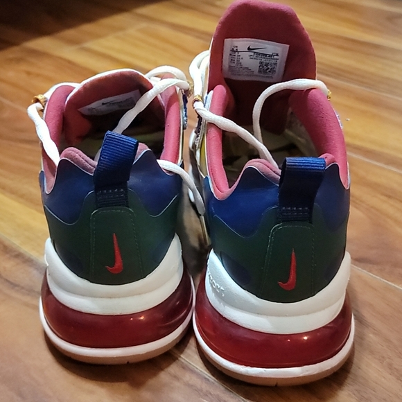 Sneakers - Picture 4 of 4